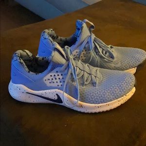 Barely worn women’s size 8